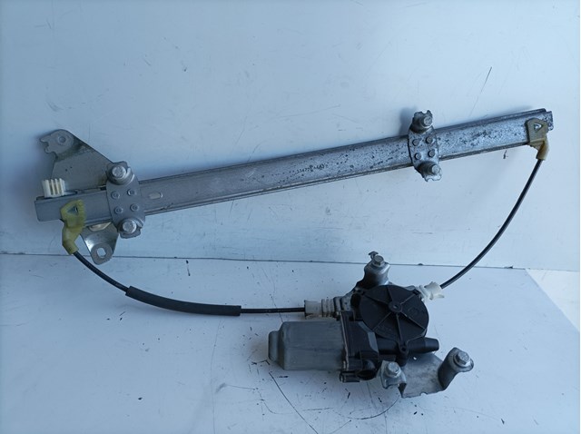 Mecanismo levanta, puerta delantera derecha Nissan Almera II (2000-2006)