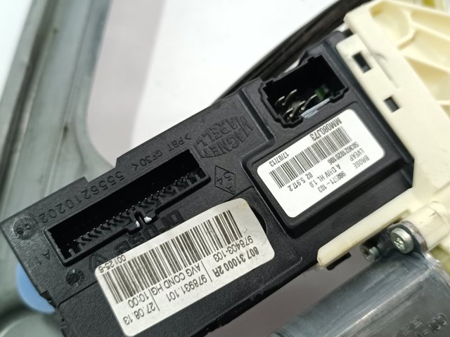 807010002R Mecanismo de elevalunas de la puerta delantera izquierda  comprar en Zaragoza