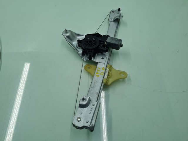 Comprar Mecanismo de elevalunas de la puerta delantera derecha Dacia Duster HM a bajo precio