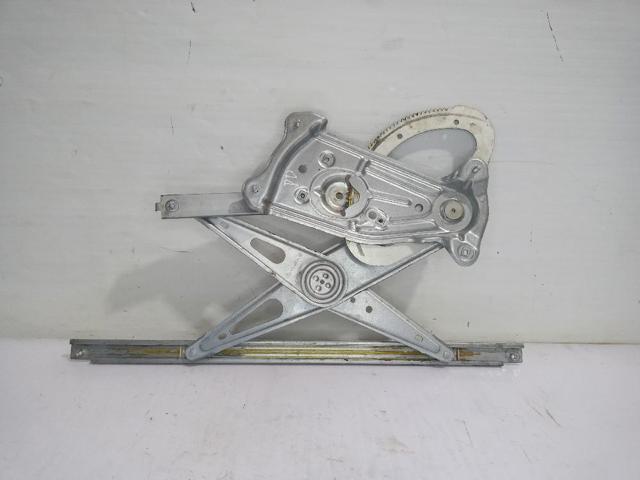 RENAULT 807203154R Mecanismo de elevalunas delantero derecha comprar Barcelona