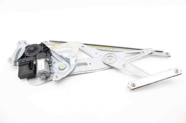 807205115R RENAULT Mecanismo de elevalunas de la puerta delantera derecha  comprar en Oviedo