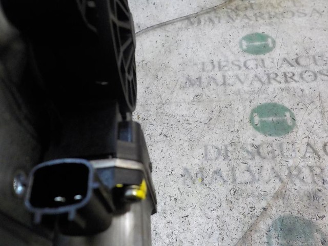 807206838R Mecanismo de elevalunas delantero derecha comprar Almería