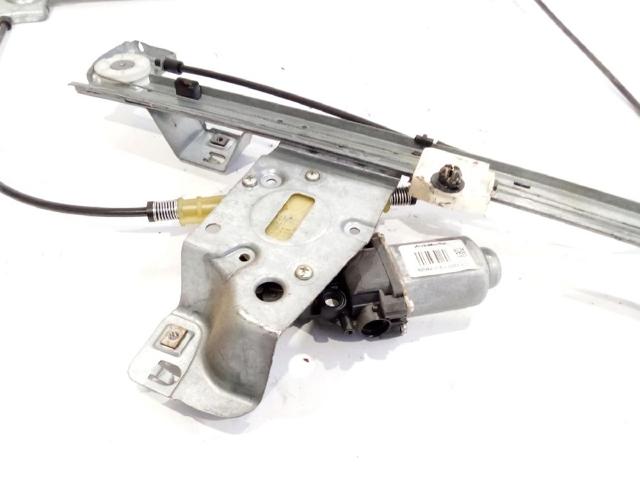 RENAULT 807209565R Mecanismo de elevalunas delantero derecha  en stock Valencia