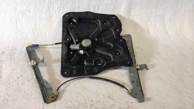 Comprar Mecanismo de elevalunas de la puerta delantera derecha Nissan X-Trail  T31 a bajo precio