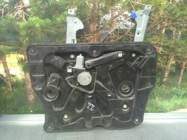 Comprar Mecanismo de elevalunas de la puerta delantera derecha Nissan X-Trail  T31 a bajo precio