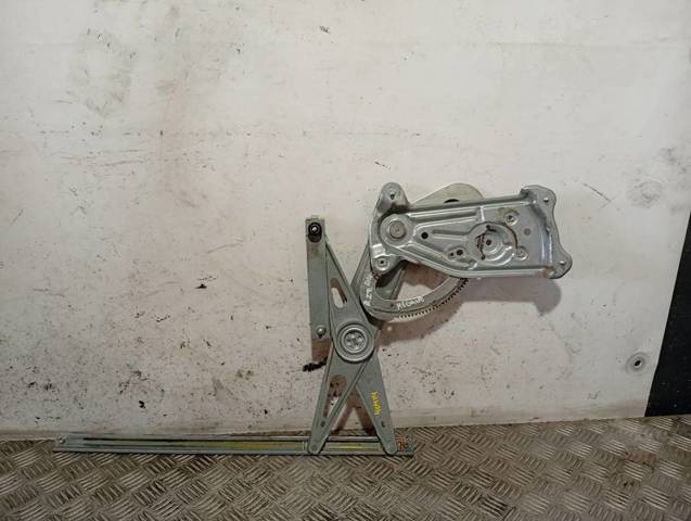 807210002R Mecanismo de elevalunas de la puerta delantera izquierda  disponible Utrera