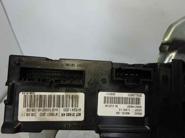 RENAULT 807210002R Mecanismo de elevalunas de la puerta delantera izquierda  comprar en Albacete