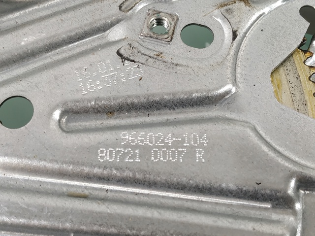 807210007R RENAULT Mecanismo de elevalunas de la puerta delantera izquierda  disponible Ourense