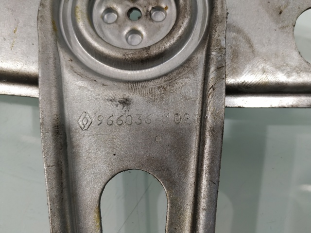 807210007R RENAULT Mecanismo de elevalunas de la puerta delantera izquierda  disponible Alicante