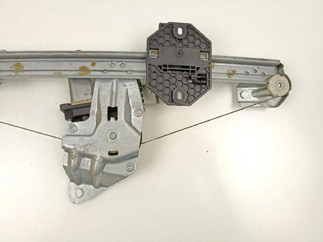 807211440R RENAULT Mecanismo de elevalunas de la puerta delantera izquierda  disponible Ourense