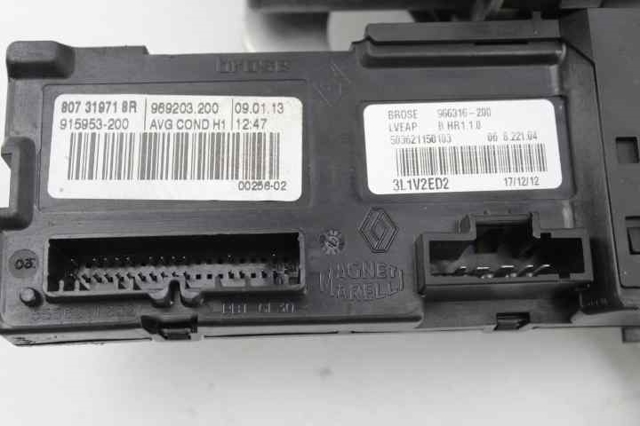 807212569R Mecanismo de elevalunas de la puerta delantera izquierda  disponible Burgos