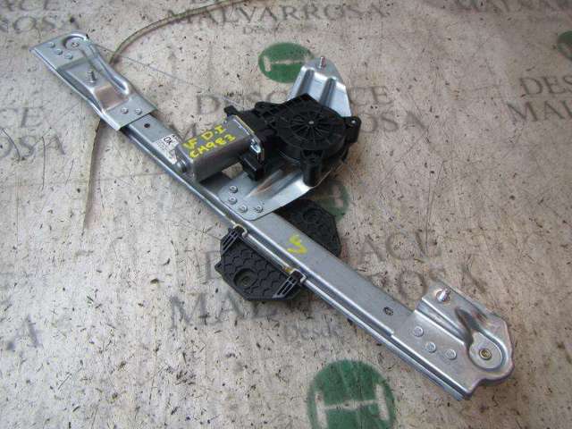 807213282R Mecanismo de elevalunas de la puerta delantera izquierda  disponible Málaga