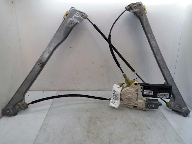 RENAULT 807300002R Motor del elevalunas de la puerta delantera derecha  comprar en Murcia