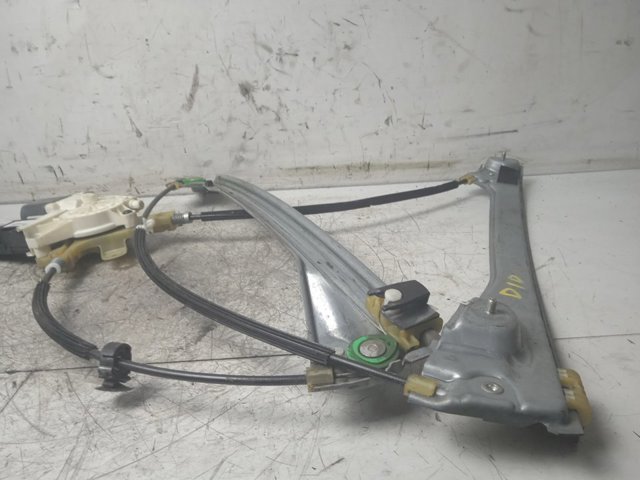RENAULT 807300002R Motor del elevalunas de la puerta delantera derecha  comprar en Murcia
