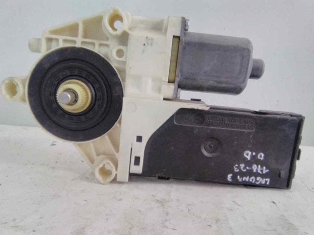807300002R RENAULT Motor del elevalunas de la puerta delantera derecha  disponible Alicante