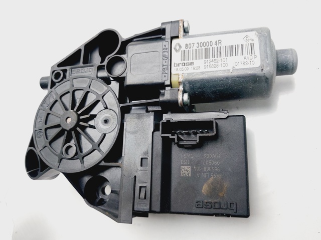807300004R RENAULT Motor del elevalunas de la puerta delantera derecha  en stock Huelva