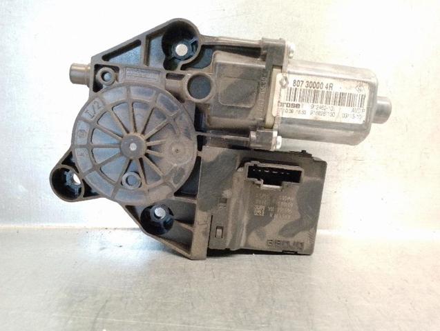 RENAULT 807300004R Motor del elevalunas de la puerta delantera derecha comprar Pamplona