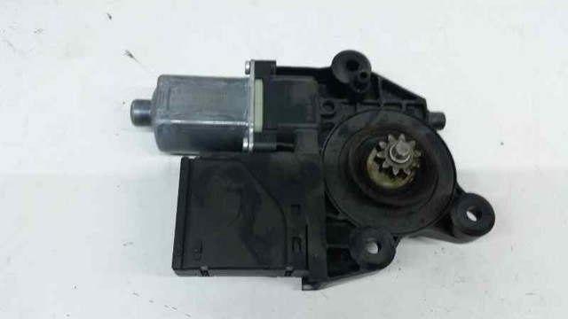 RENAULT 807301396R Motor del elevalunas de la puerta delantera derecha comprar Tarragona