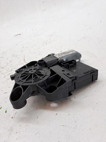 RENAULT 807301396R Motor del elevalunas de la puerta delantera derecha  comprar en Murcia
