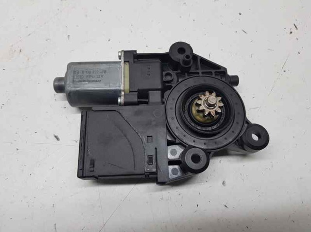 RENAULT 807301396R Motor del elevalunas de la puerta delantera derecha comprar Pamplona