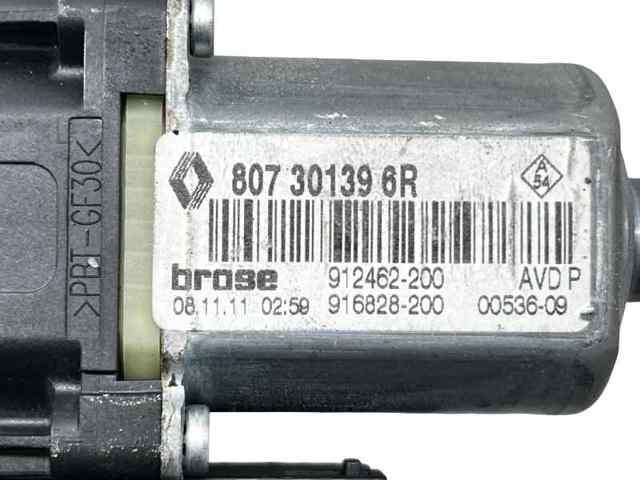 807301396R Motor del elevalunas de la puerta delantera derecha comprar Sevilla