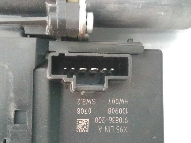 807302741R Motor del elevalunas de la puerta delantera derecha  en stock Granada