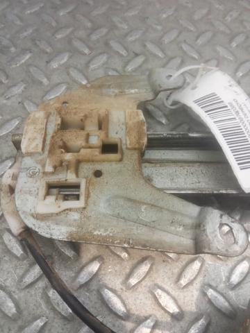 8073089913 Motor del elevalunas de la puerta delantera derecha  en stock Castellón