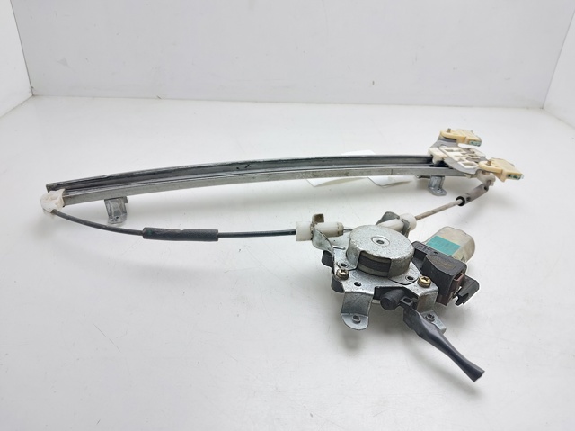 8073089913 Motor del elevalunas de la puerta delantera derecha comprar Girona