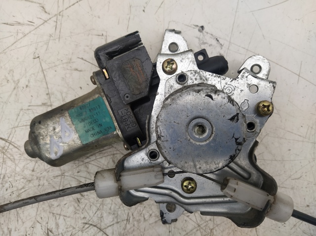 8073089913 NISSAN Motor del elevalunas de la puerta delantera derecha  en stock Gandía
