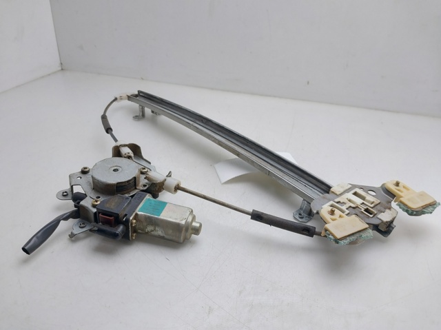 NISSAN 8073089913 Motor del elevalunas de la puerta delantera derecha  comprar en Albacete