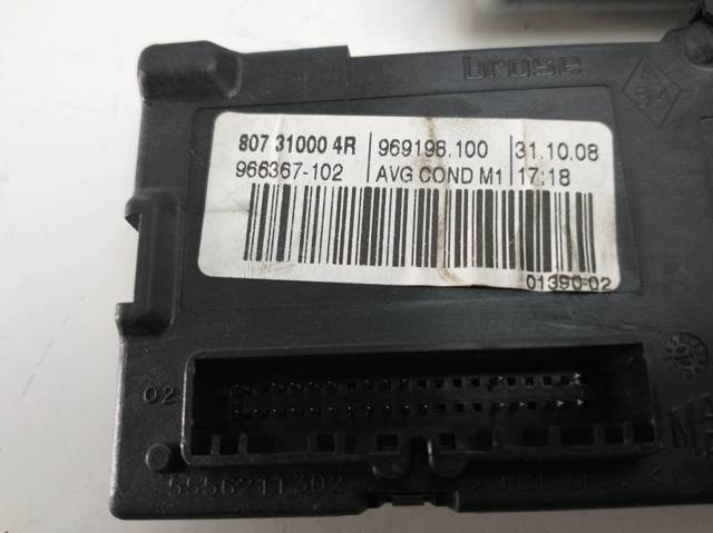 RENAULT 807310004R Motor del elevalunas de la puerta trasera izquierda  disponible España