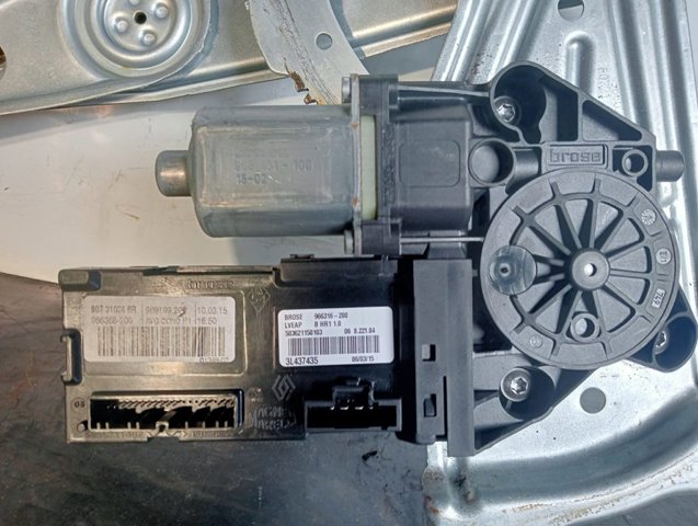 807310246R RENAULT Motor del elevalunas eléctrico  en stock Córdoba