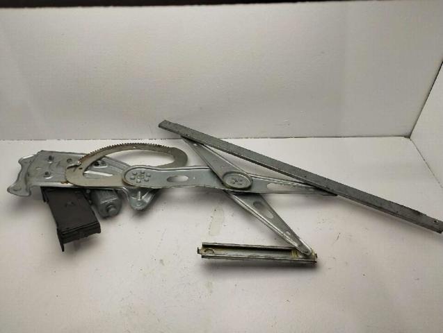 807311050R RENAULT Motor del elevalunas de la puerta delantera izquierda  comprar en Jaén