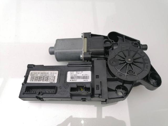 RENAULT 807315510R Motor del elevalunas de la puerta trasera izquierda comprar Pamplona
