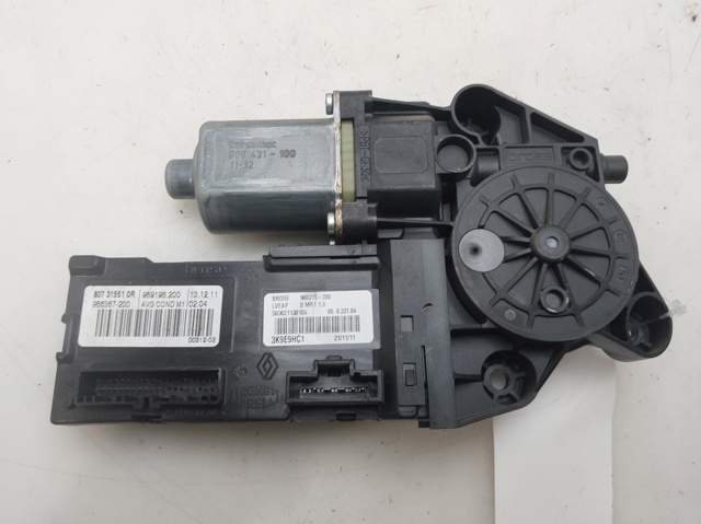 RENAULT 807315510R Motor del elevalunas de la puerta trasera izquierda  comprar en Ponferrada