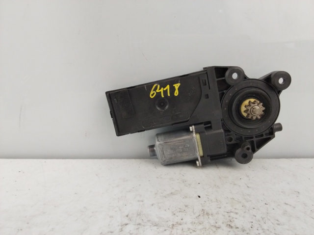 807315510R RENAULT Motor del elevalunas de la puerta trasera izquierda  disponible Ourense