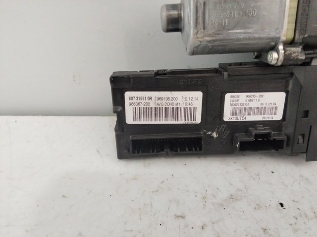807315510R RENAULT Motor del elevalunas de la puerta trasera izquierda  en stock Huelva