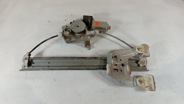 NISSAN 8073189913 Motor del elevalunas de la puerta trasera izquierda comprar Tarragona