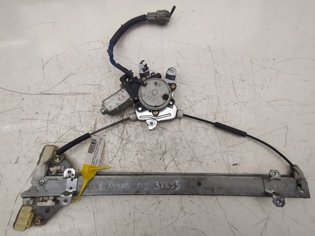 Motor eléctrico, elevalunas, puerta delantera izquierda 807318H301 Nissan