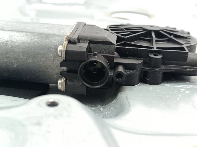 80770JD00A NISSAN Mecanismo de elevalunas de la puerta delantera derecha  disponible Vigo