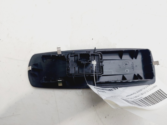 809600004R Interruptor de elevalunas trasero izquierdo comprar Girona