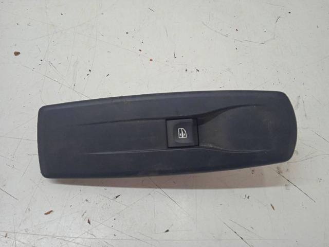 809600004R RENAULT Interruptor de elevalunas trasero izquierdo comprar Bilbao
