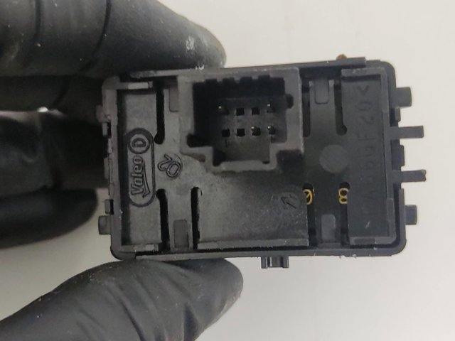 809600018R Renault (RVI)