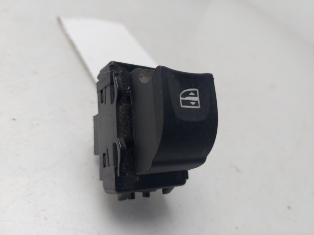 RENAULT 809600018R Botón de encendido del motor del elevalunas delantero derecho  comprar en Ponferrada