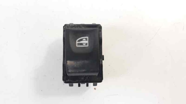 809600018R Botón de encendido del motor del elevalunas delantero derecho  disponible Málaga