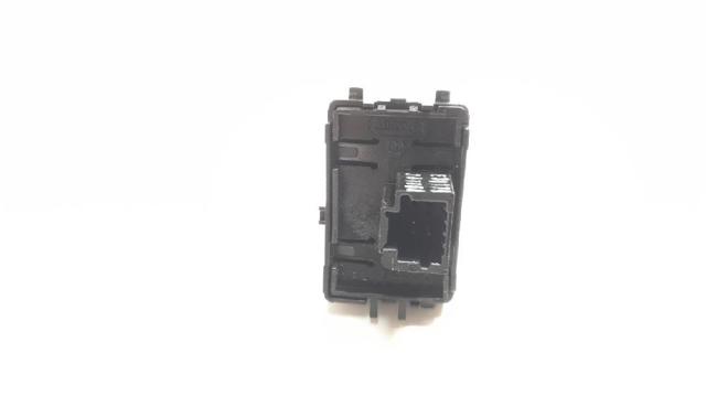 RENAULT 809600018R Botón de encendido del motor del elevalunas delantero derecho  comprar en Murcia