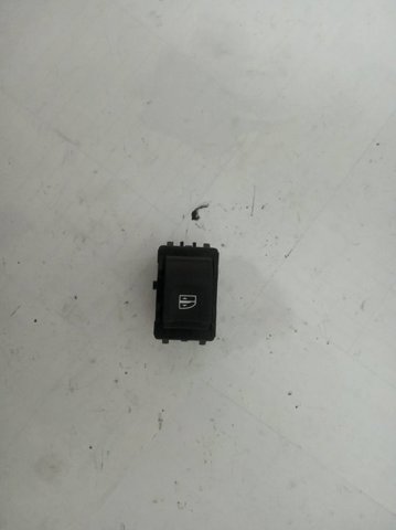 809600018R Renault (RVI)