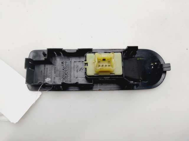 809602454R RENAULT Botón de encendido del motor del elevalunas delantero derecho  comprar en Jaén
