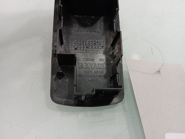 RENAULT 809602454R  comprar en Ponferrada