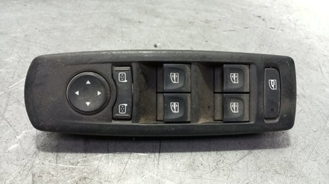 809610007R Interruptor de elevalunas delantera izquierda comprar Girona